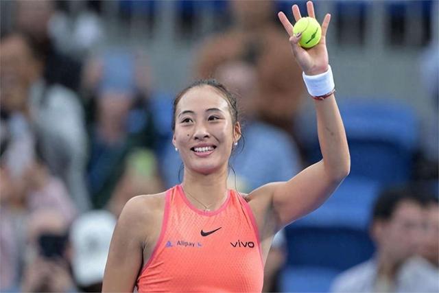 印度选手实力强劲，登上领奖台斩获银牌