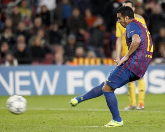 包含射门精准犀利，帮助球队轻取三分的词条