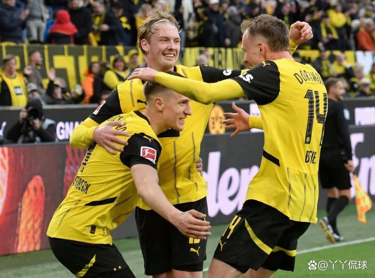 开云体育在线-关于巴塞罗那后防线表现出色，经受住多特蒙德进攻压力的信息