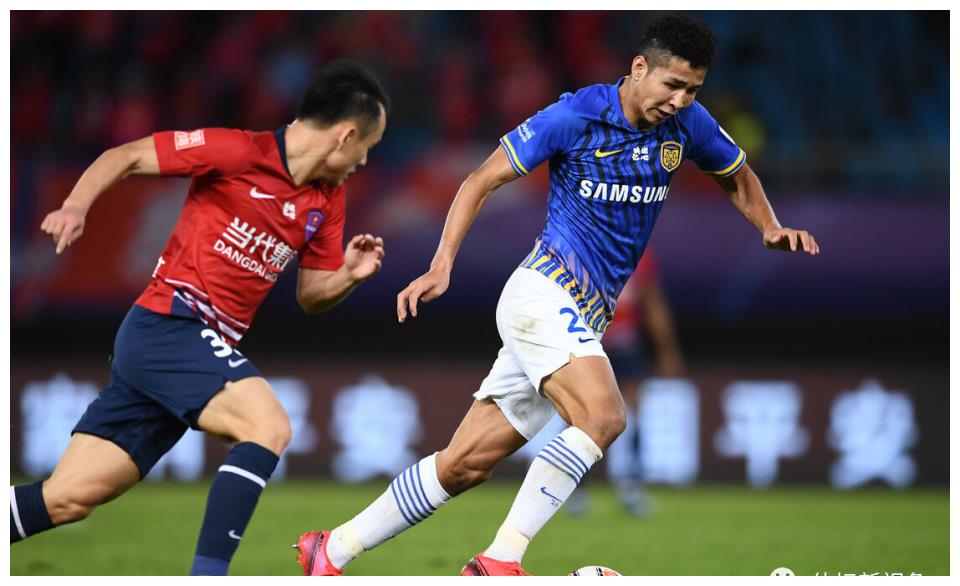 开云体育官网-苏宁主场遭遇平局，走势稍有下滑趋势