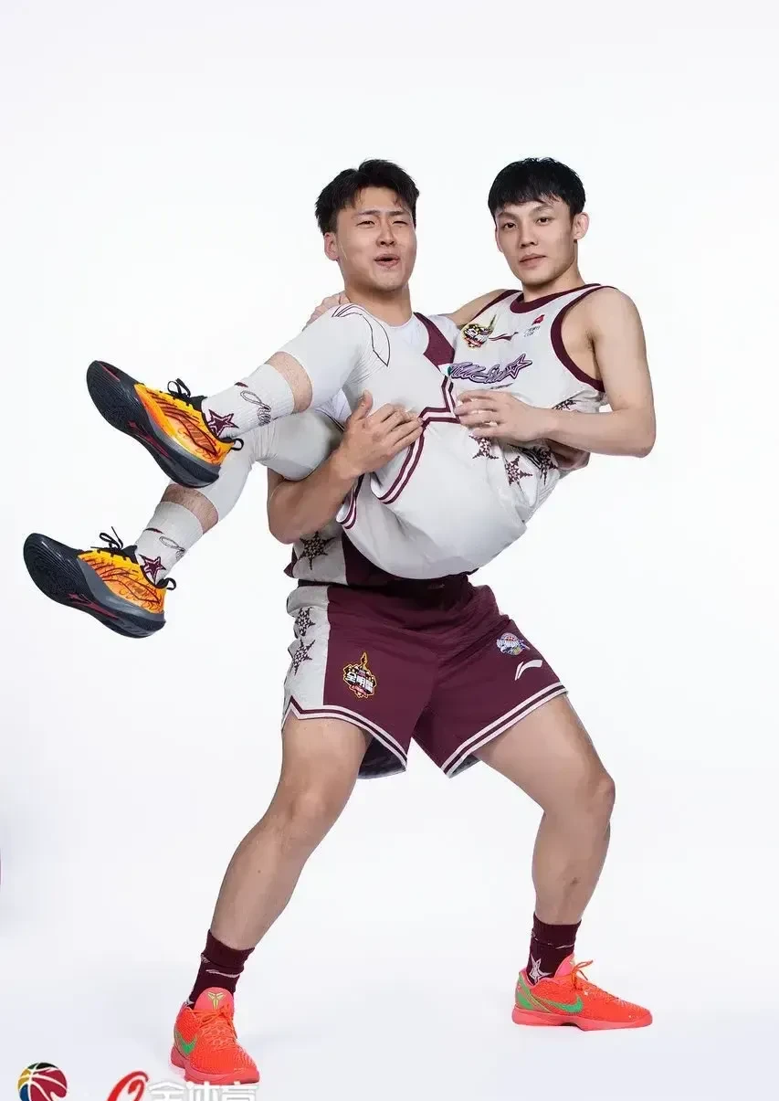 开云体育网页版-新疆男篮在广东队不敌,遗憾败北