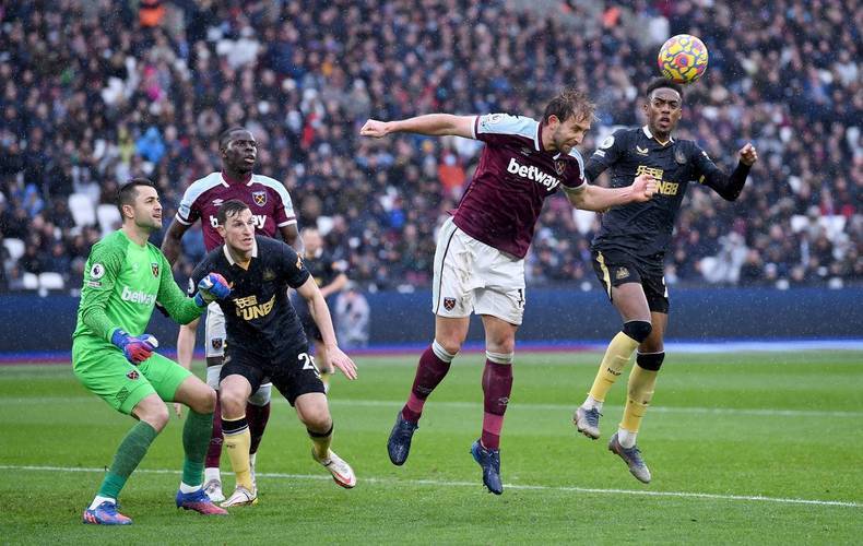 南安普顿主场获胜，成功逆袭反超对手的简单介绍