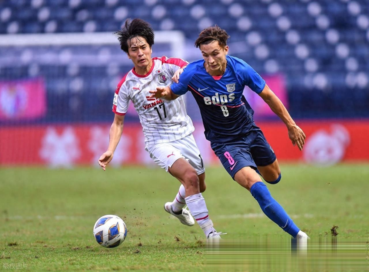 FC东京主场大胜，锁定下一轮比赛资格的简单介绍