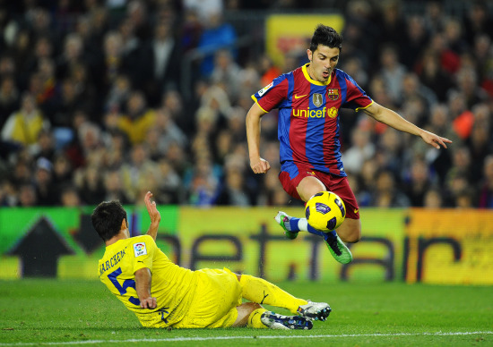 比利亚雷主场取胜，跻身中游位置的简单介绍